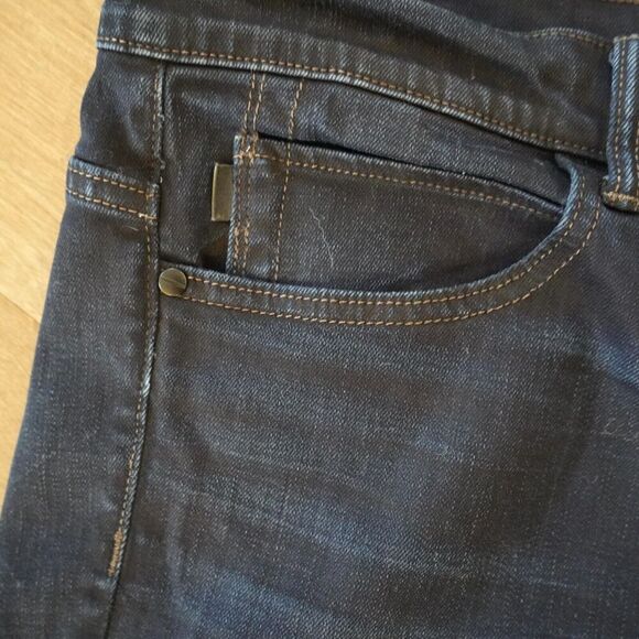 Helmut Lang Jeans Women's Size 31‎ Relaxed Tapered Crop - Picture 7 of 7